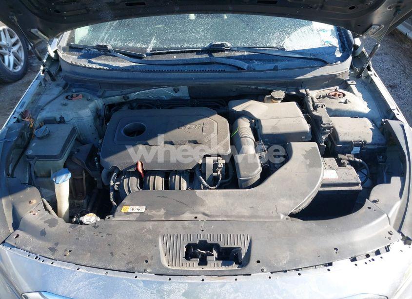 Photo 10 of 2015 Hyundai Sonata SE (VIN 5NPE24AF2FH025083)
