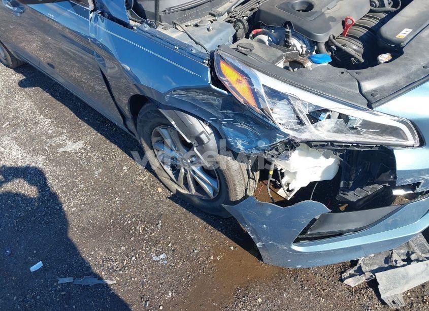 Photo 6 of 2015 Hyundai Sonata SE (VIN 5NPE24AF2FH093626)