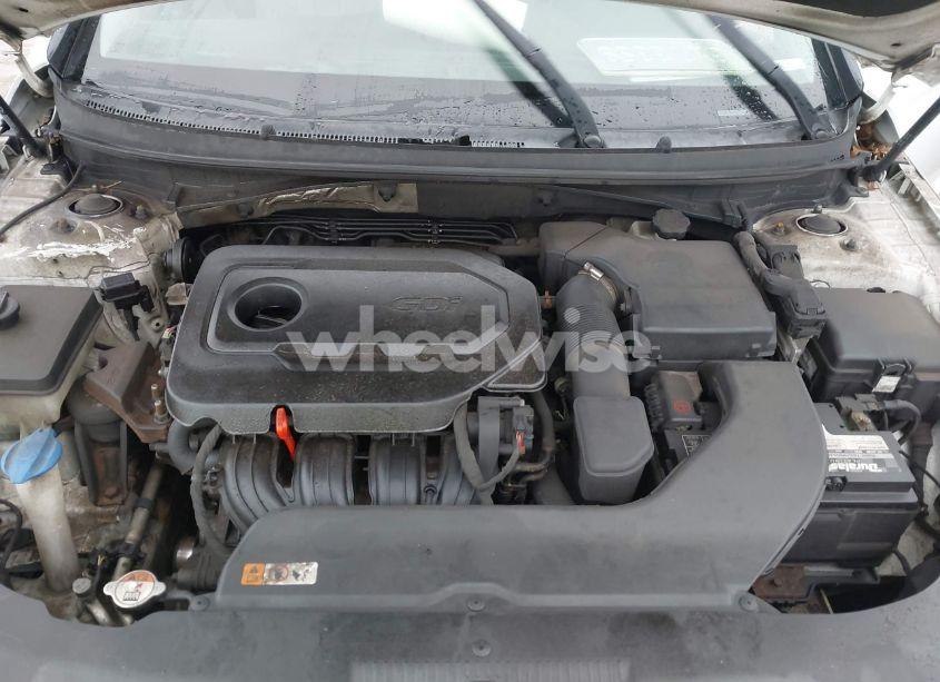 Photo 10 of 2015 Hyundai Sonata SE (VIN 5NPE24AF2FH139584)