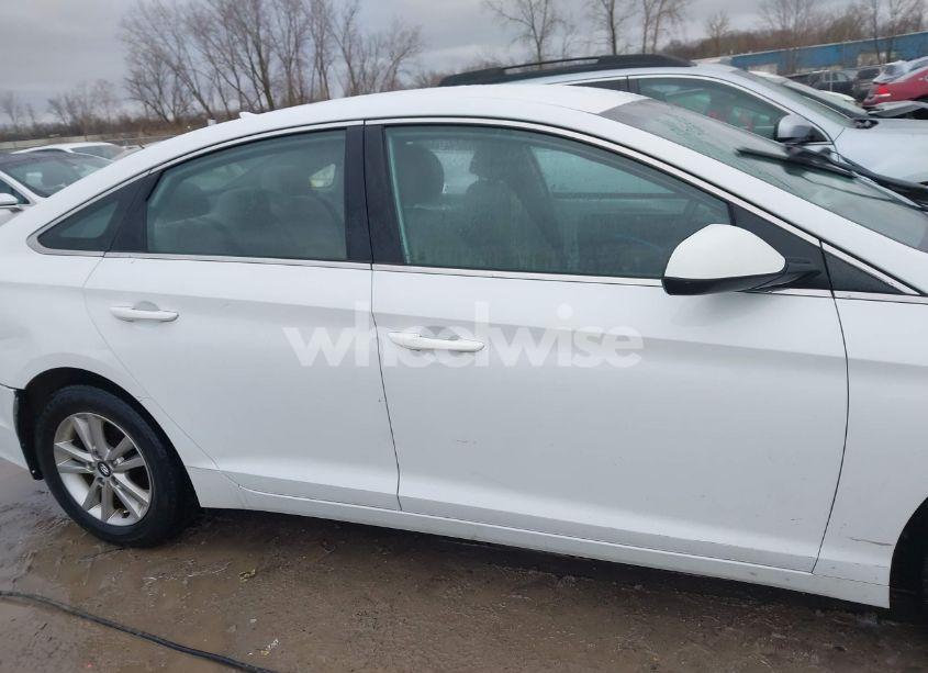 Photo 14 of 2015 Hyundai Sonata SE (VIN 5NPE24AF2FH139584)