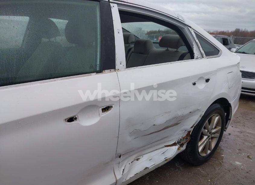 Photo 6 of 2015 Hyundai Sonata SE (VIN 5NPE24AF2FH139584)