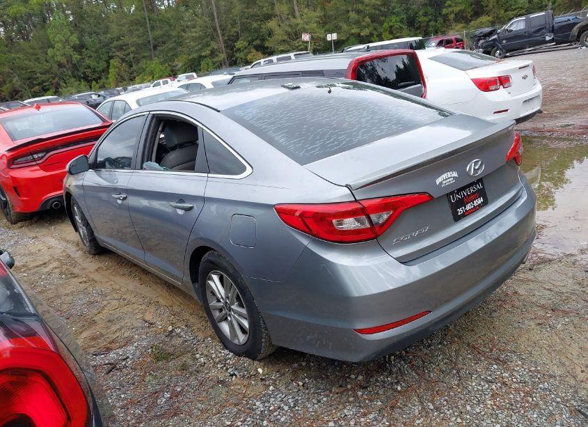 Photo 3 of 2015 Hyundai Sonata SE (VIN 5NPE24AF2FH145532)