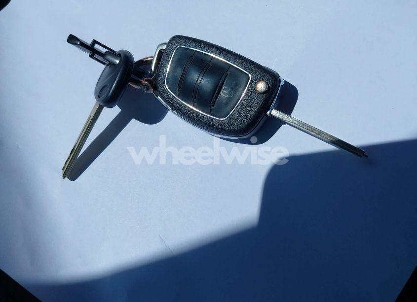 Photo 11 of 2015 Hyundai Sonata SE (VIN 5NPE24AF2FH152142)