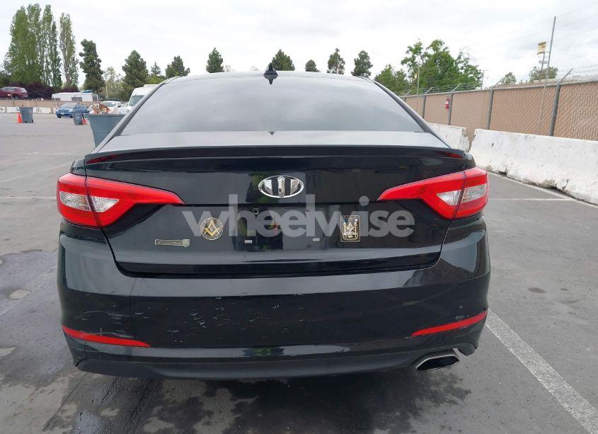 Photo 16 of 2015 Hyundai Sonata SE (VIN 5NPE24AF2FH152142)