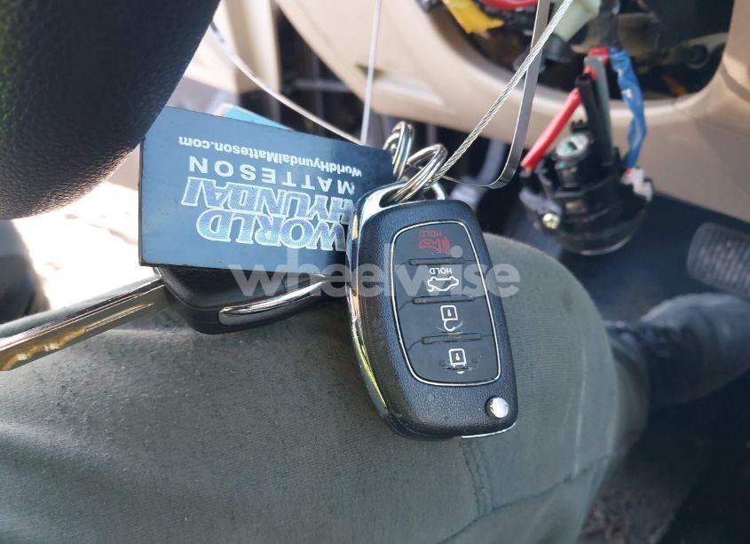 Photo 11 of 2015 Hyundai Sonata SE (VIN 5NPE24AF2FH155932)