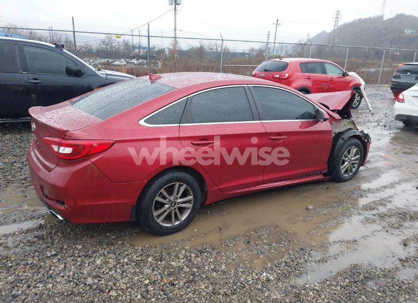 Photo 13 of 2015 Hyundai Sonata SE (VIN 5NPE24AF2FH170978)