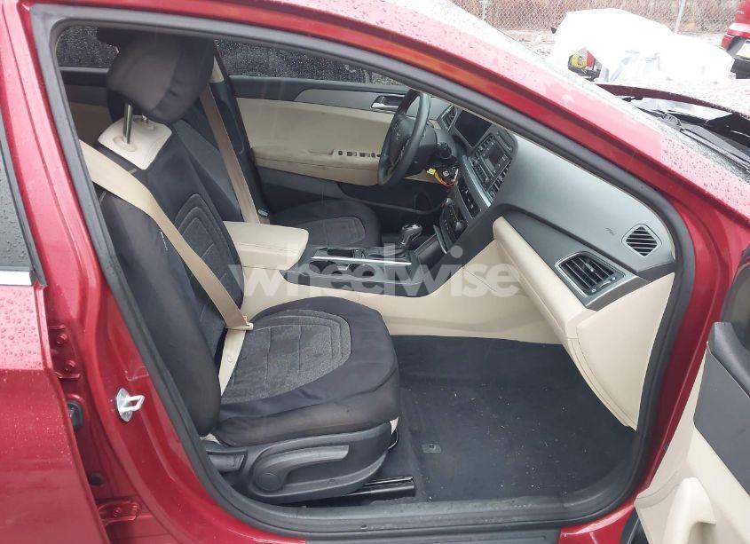 Photo 5 of 2015 Hyundai Sonata SE (VIN 5NPE24AF2FH170978)