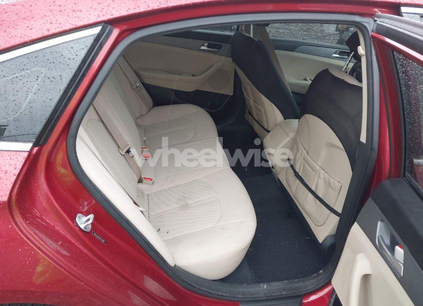 Photo 8 of 2015 Hyundai Sonata SE (VIN 5NPE24AF2FH170978)