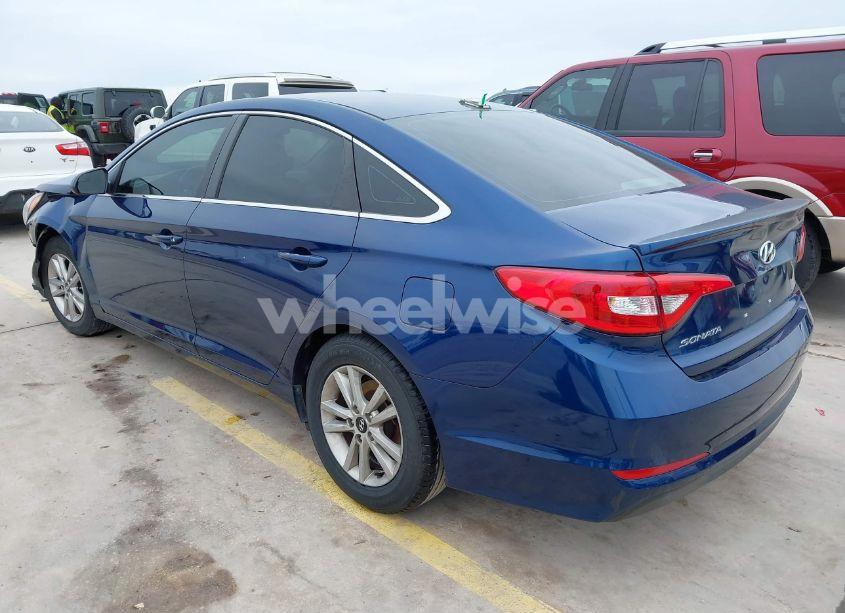 Photo 3 of 2015 Hyundai Sonata SE (VIN 5NPE24AF2FH185772)
