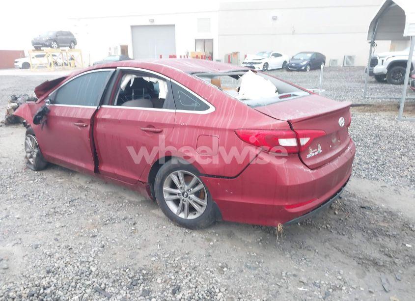 Photo 3 of 2015 Hyundai Sonata SE (VIN 5NPE24AF2FH223310)