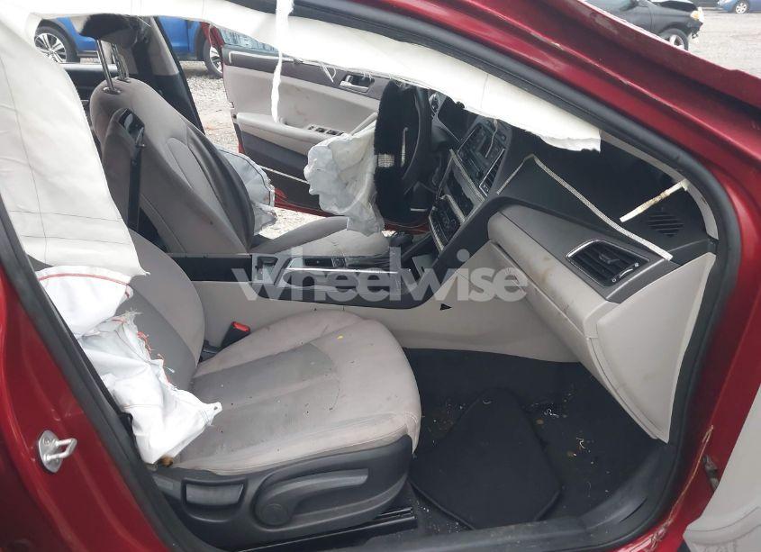 Photo 5 of 2015 Hyundai Sonata SE (VIN 5NPE24AF2FH223310)