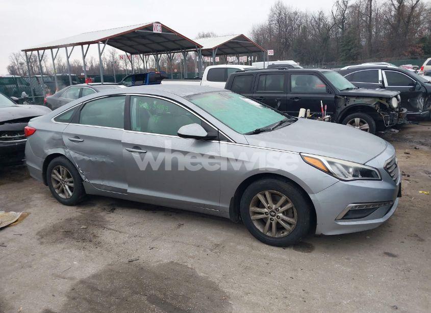 Photo 14 of 2015 Hyundai Sonata SE (VIN 5NPE24AF2FH240253)