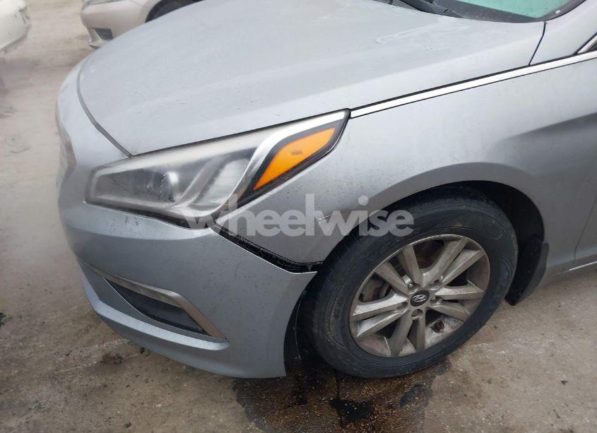 Photo 19 of 2015 Hyundai Sonata SE (VIN 5NPE24AF2FH240253)