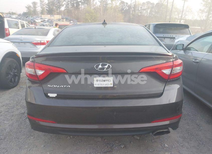 Photo 16 of 2015 Hyundai Sonata SE (VIN 5NPE24AF2FH258669)