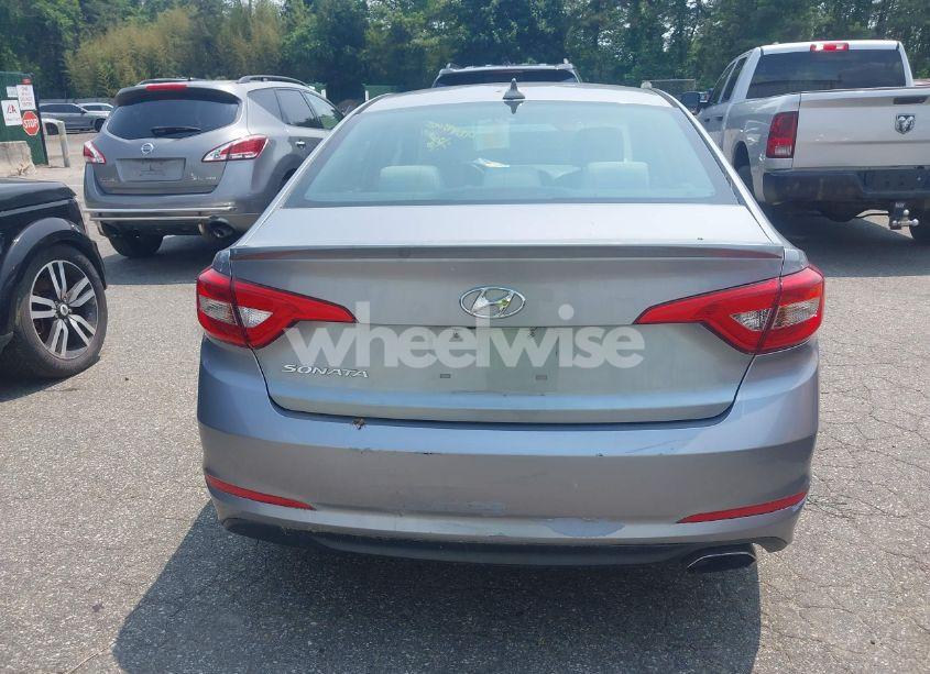 Photo 16 of 2016 Hyundai Sonata SE (VIN 5NPE24AF2GH264733)