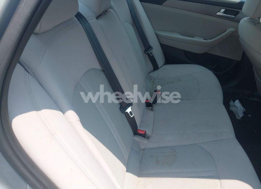 Photo 8 of 2016 Hyundai Sonata SE (VIN 5NPE24AF2GH264733)