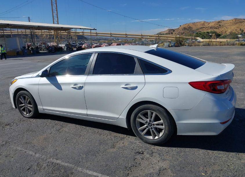 Photo 14 of 2016 Hyundai Sonata SE (VIN 5NPE24AF2GH269544)