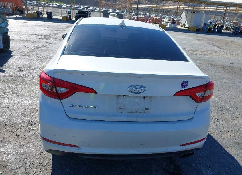Photo 16 of 2016 Hyundai Sonata SE (VIN 5NPE24AF2GH269544)