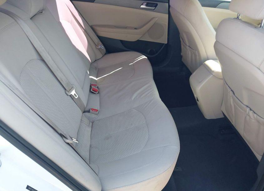 Photo 8 of 2016 Hyundai Sonata SE (VIN 5NPE24AF2GH269544)