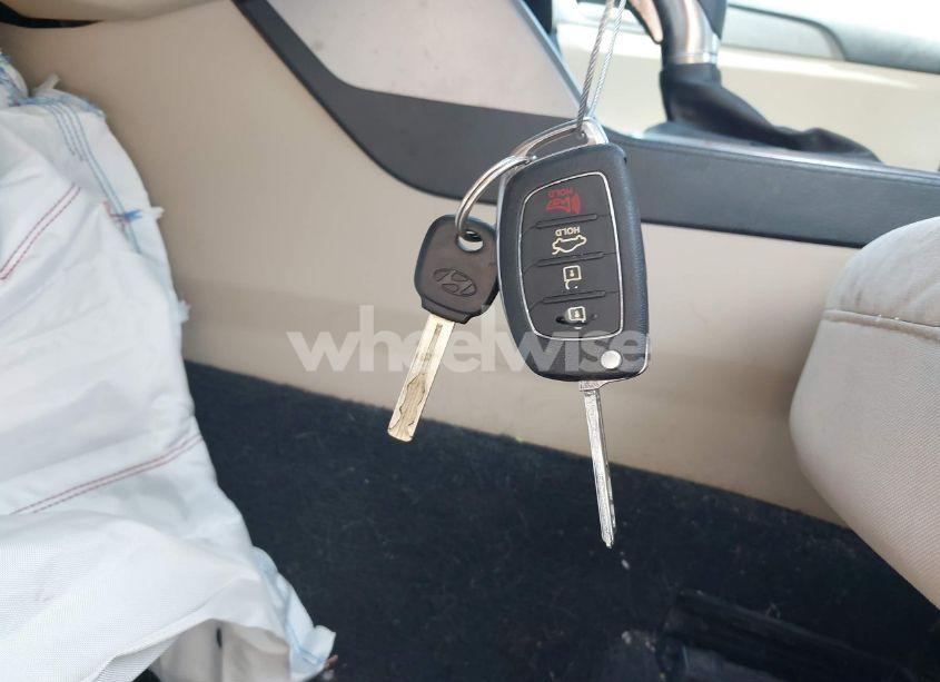 Photo 11 of 2016 Hyundai Sonata SE (VIN 5NPE24AF2GH270130)