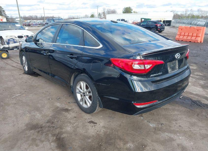 Photo 3 of 2016 Hyundai Sonata SE (VIN 5NPE24AF2GH281371)