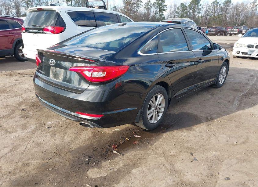 Photo 4 of 2016 Hyundai Sonata SE (VIN 5NPE24AF2GH281371)