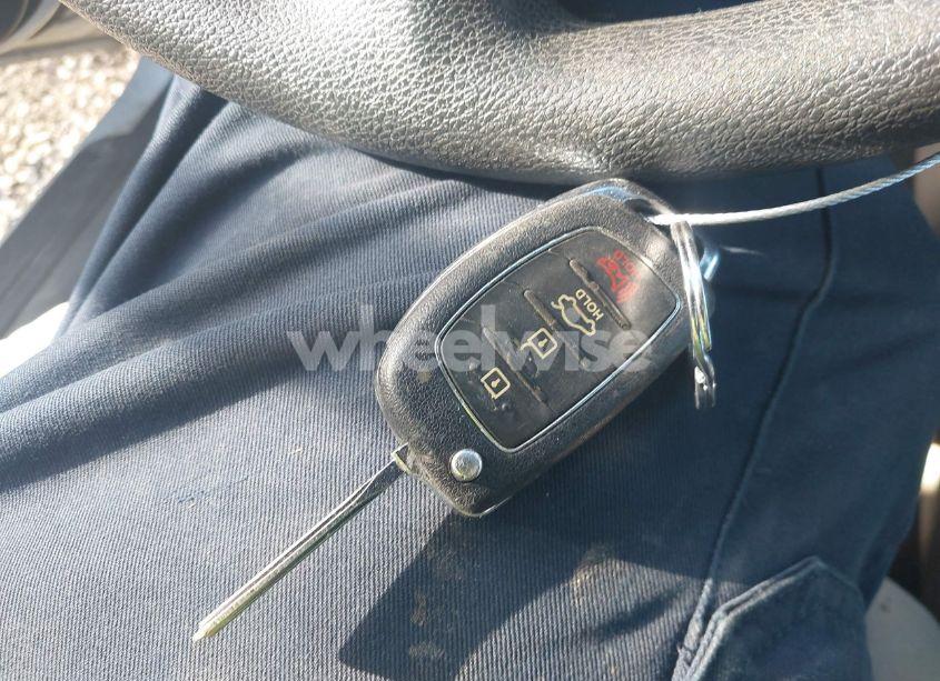 Photo 11 of 2016 Hyundai Sonata SE (VIN 5NPE24AF2GH286893)