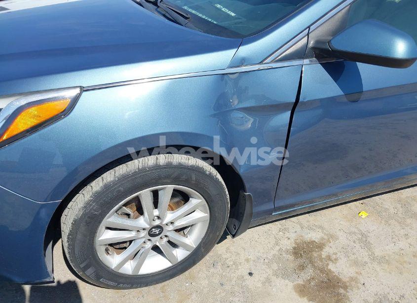 Photo 6 of 2016 Hyundai Sonata SE (VIN 5NPE24AF2GH290815)