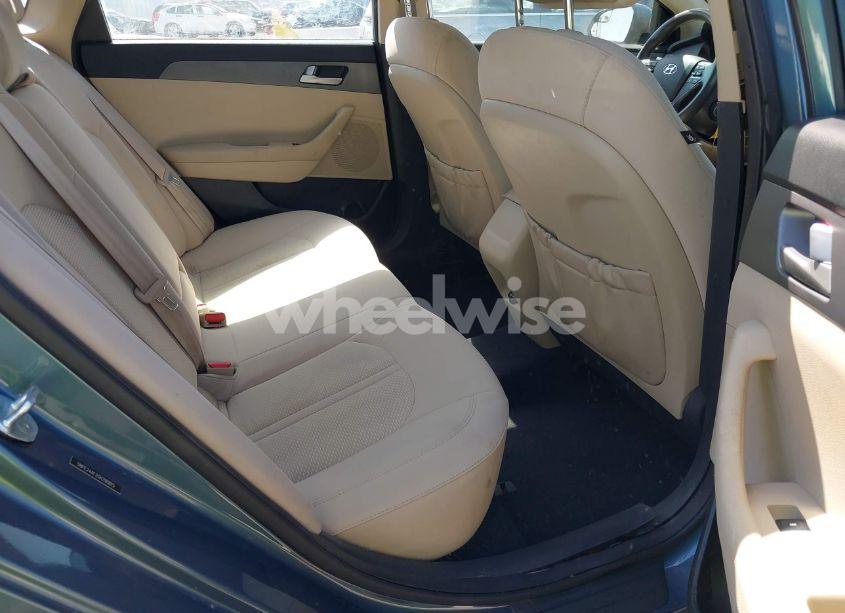 Photo 8 of 2016 Hyundai Sonata SE (VIN 5NPE24AF2GH290815)