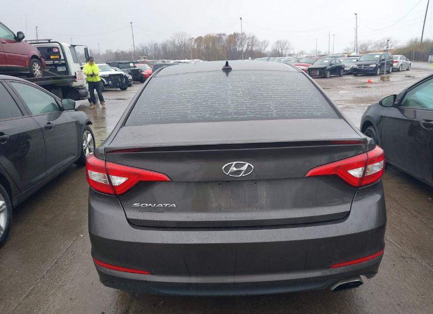 Photo 16 of 2016 Hyundai Sonata SE (VIN 5NPE24AF2GH297781)