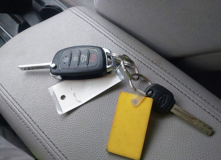 Photo 11 of 2016 Hyundai Sonata SE (VIN 5NPE24AF2GH300341)