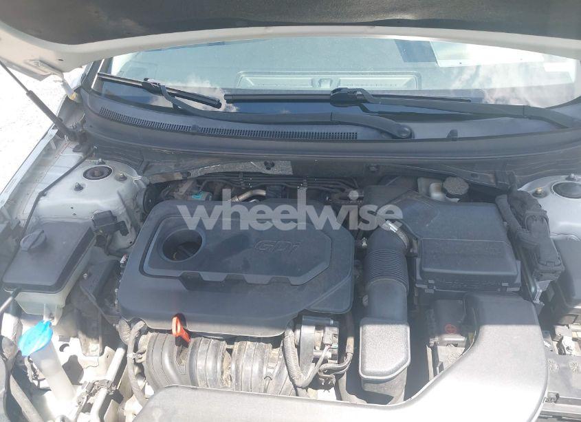 Photo 10 of 2016 Hyundai Sonata SE (VIN 5NPE24AF2GH303885)