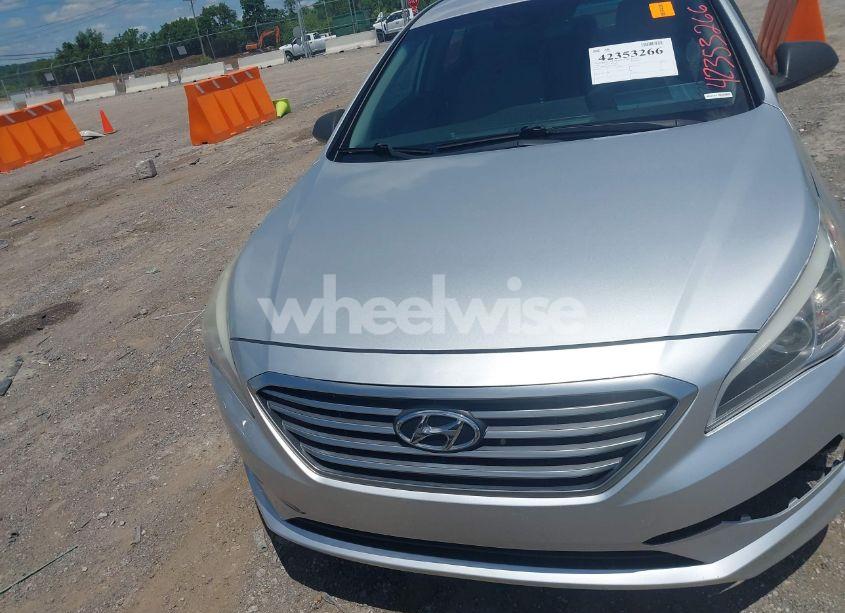 Photo 6 of 2016 Hyundai Sonata SE (VIN 5NPE24AF2GH303885)