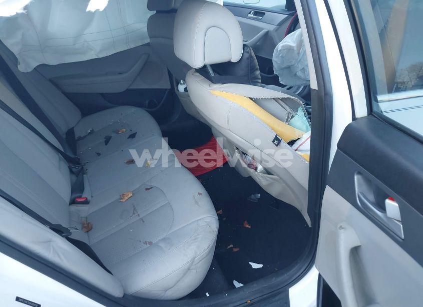 Photo 8 of 2016 Hyundai Sonata SE (VIN 5NPE24AF2GH310450)