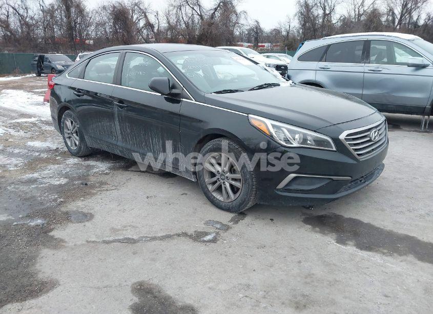 2016 Hyundai Sonata SE (VIN 5NPE24AF2GH311274) main photo