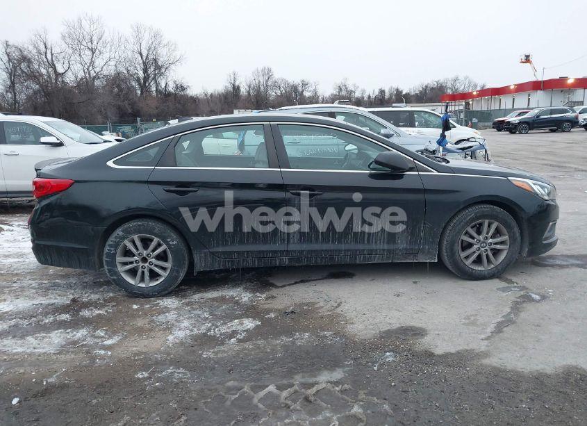 Photo 13 of 2016 Hyundai Sonata SE (VIN 5NPE24AF2GH311274)