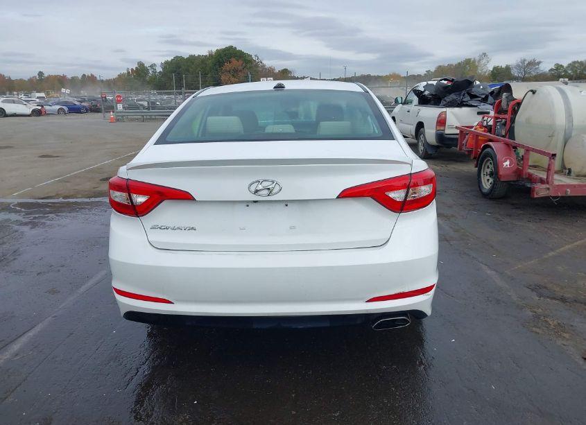 Photo 17 of 2016 Hyundai Sonata SE (VIN 5NPE24AF2GH323571)