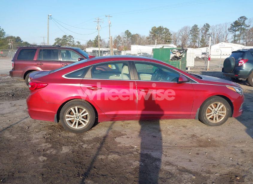 Photo 13 of 2016 Hyundai Sonata SE (VIN 5NPE24AF2GH324106)