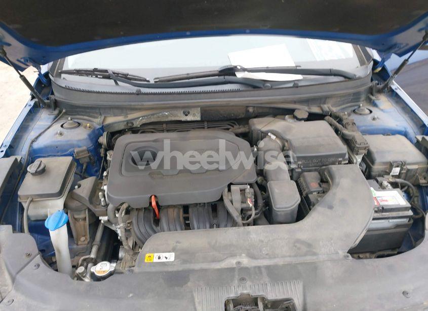 Photo 10 of 2016 Hyundai Sonata SE (VIN 5NPE24AF2GH324154)