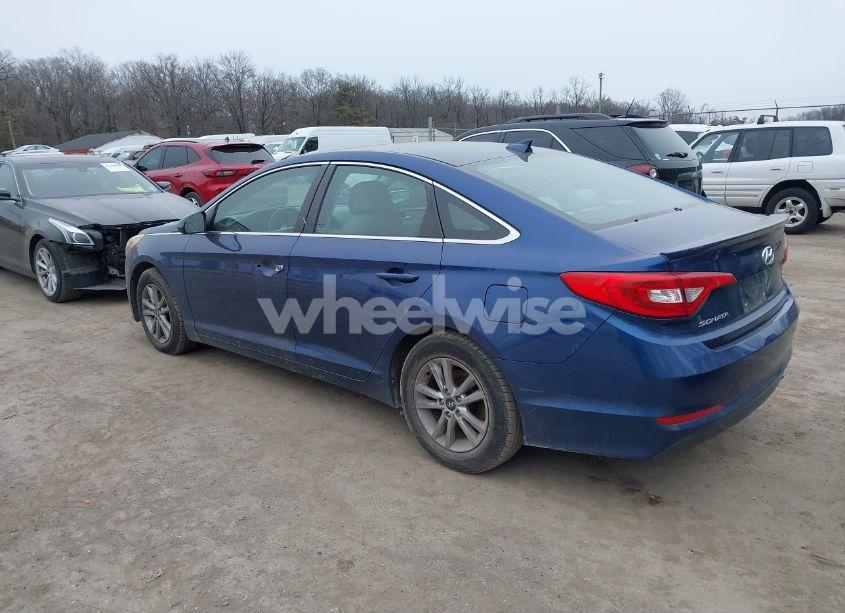 Photo 3 of 2016 Hyundai Sonata SE (VIN 5NPE24AF2GH324154)
