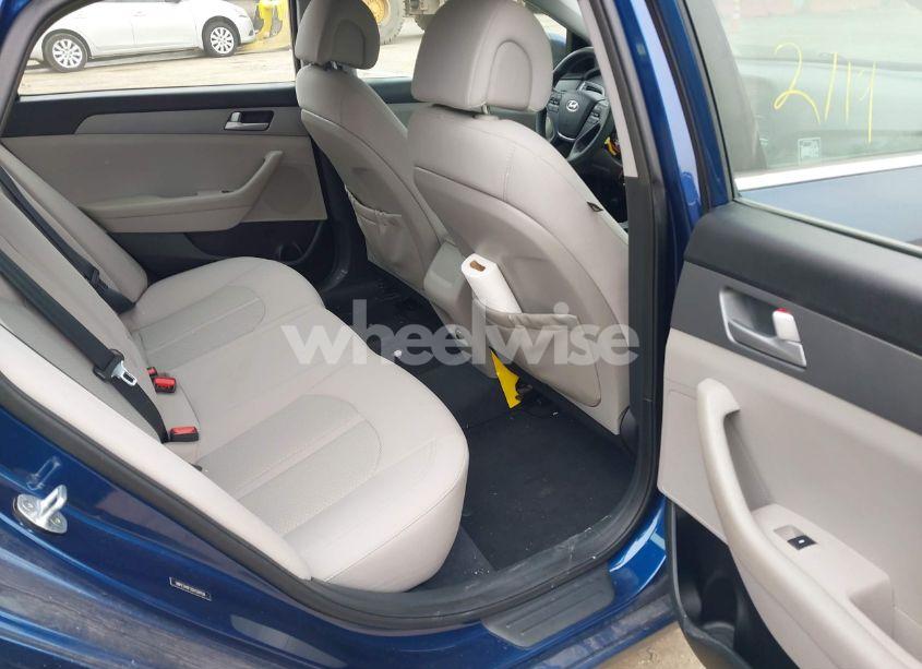 Photo 8 of 2016 Hyundai Sonata SE (VIN 5NPE24AF2GH324154)