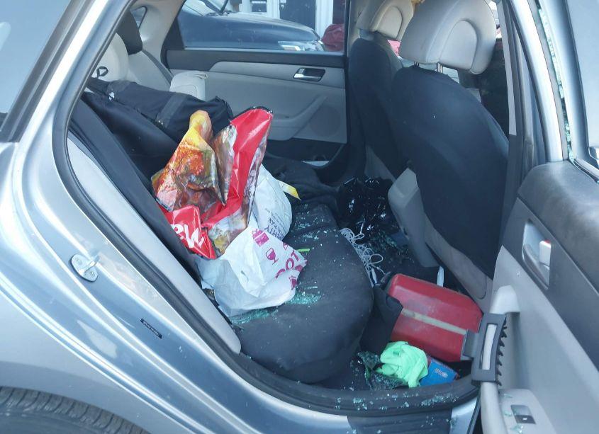 Photo 8 of 2016 Hyundai Sonata SE (VIN 5NPE24AF2GH328947)