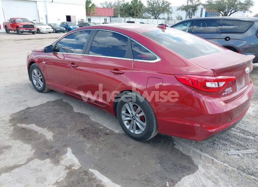 Photo 3 of 2016 Hyundai Sonata SE (VIN 5NPE24AF2GH334182)