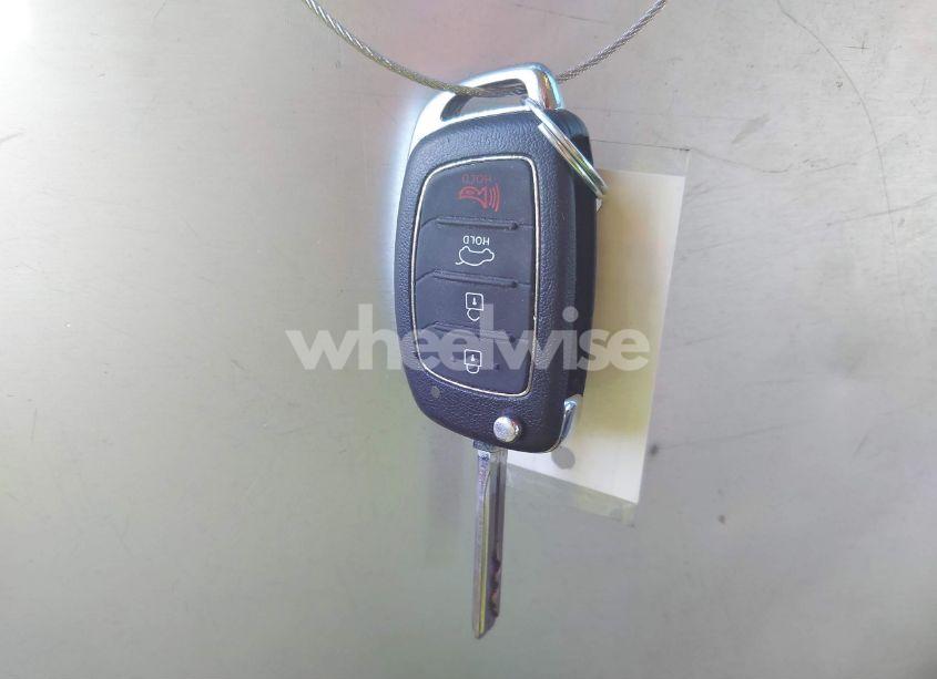 Photo 11 of 2016 Hyundai Sonata SE (VIN 5NPE24AF2GH335655)