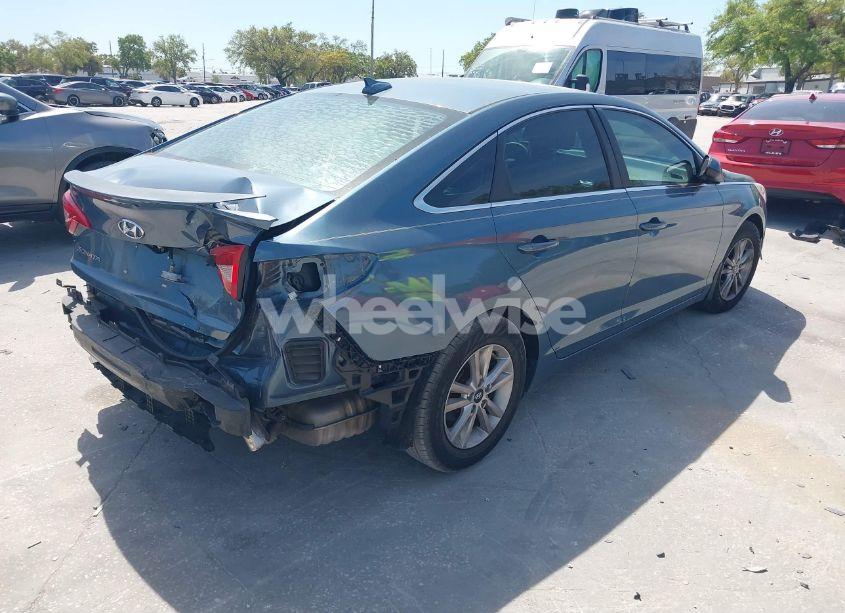 Photo 4 of 2016 Hyundai Sonata SE (VIN 5NPE24AF2GH340516)