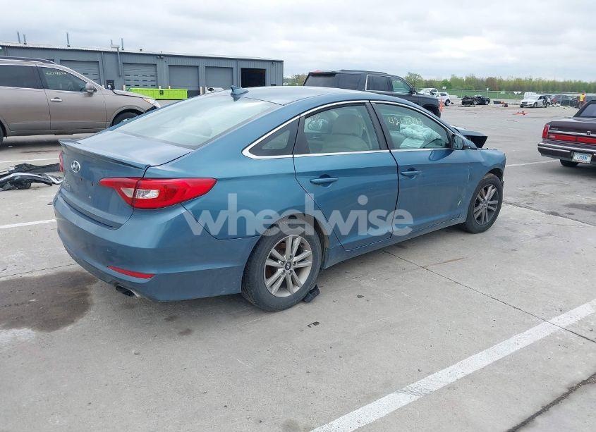 Photo 4 of 2016 Hyundai Sonata SE (VIN 5NPE24AF2GH355128)