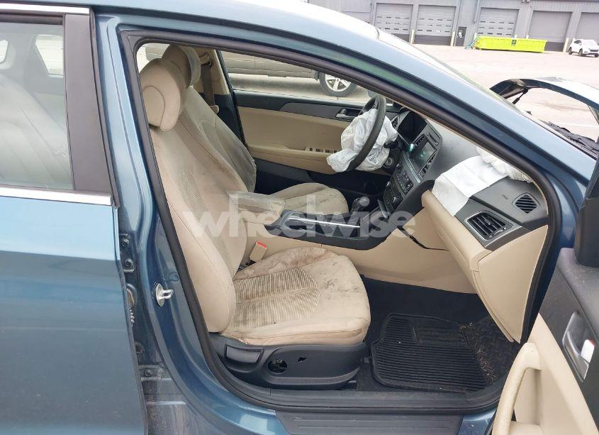 Photo 5 of 2016 Hyundai Sonata SE (VIN 5NPE24AF2GH355128)