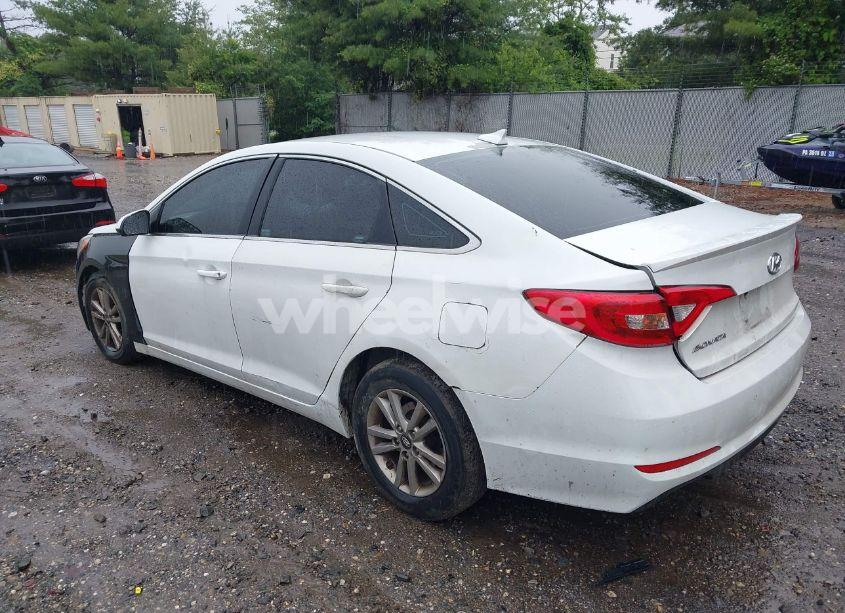 Photo 3 of 2016 Hyundai Sonata SE (VIN 5NPE24AF2GH363505)