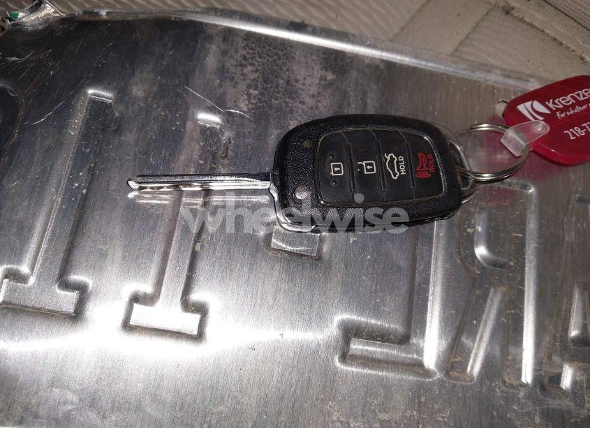 Photo 11 of 2016 Hyundai Sonata SE (VIN 5NPE24AF2GH369756)