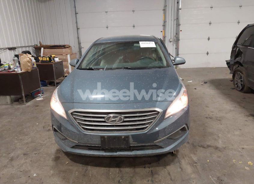 Photo 12 of 2016 Hyundai Sonata SE (VIN 5NPE24AF2GH369756)